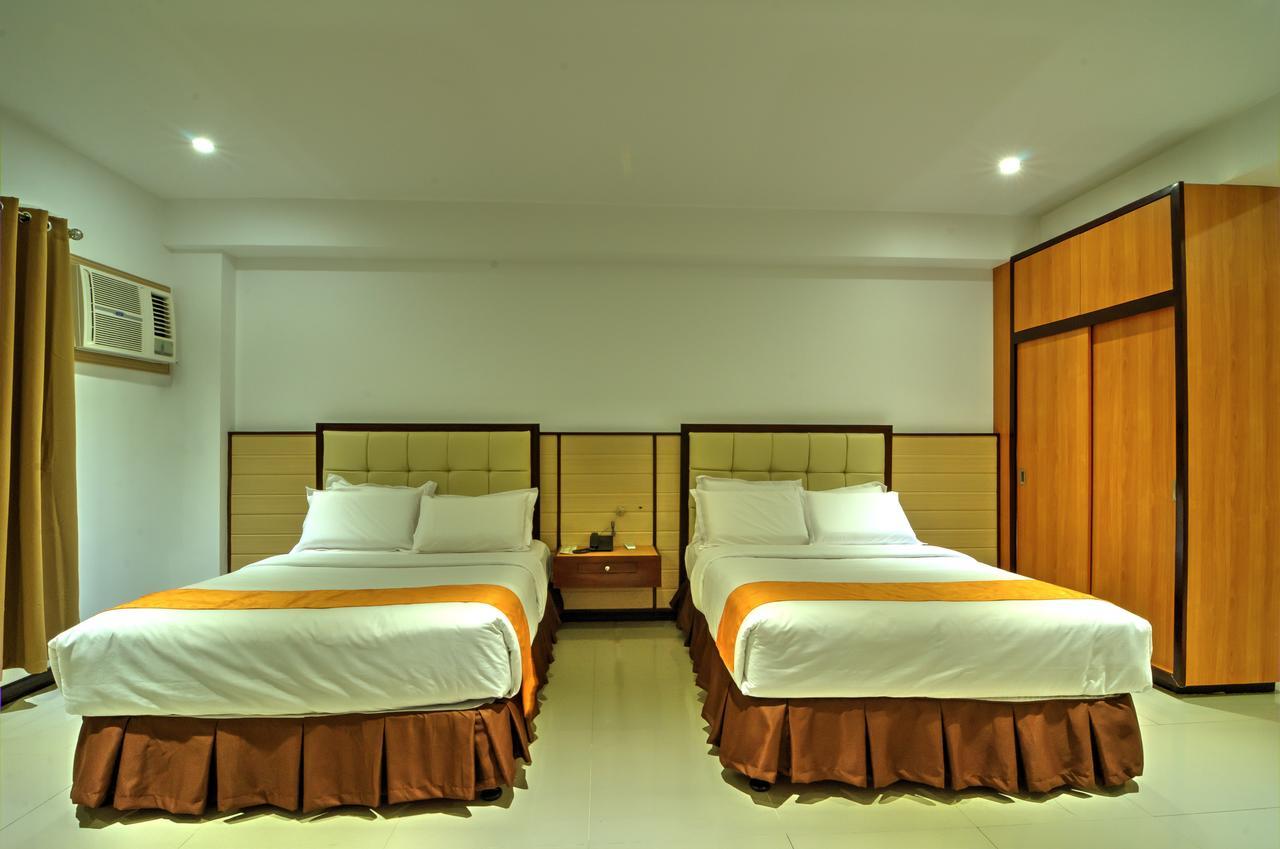 Amaris Suites Butuan City Exterior foto